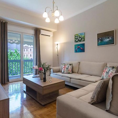 Acropolis View 2Bd Apt Next To Museum & Metro เอเธนส์ ภายนอก รูปภาพ