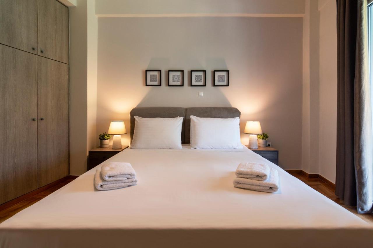 Acropolis View 2Bd Apt Next To Museum & Metro เอเธนส์ ภายนอก รูปภาพ