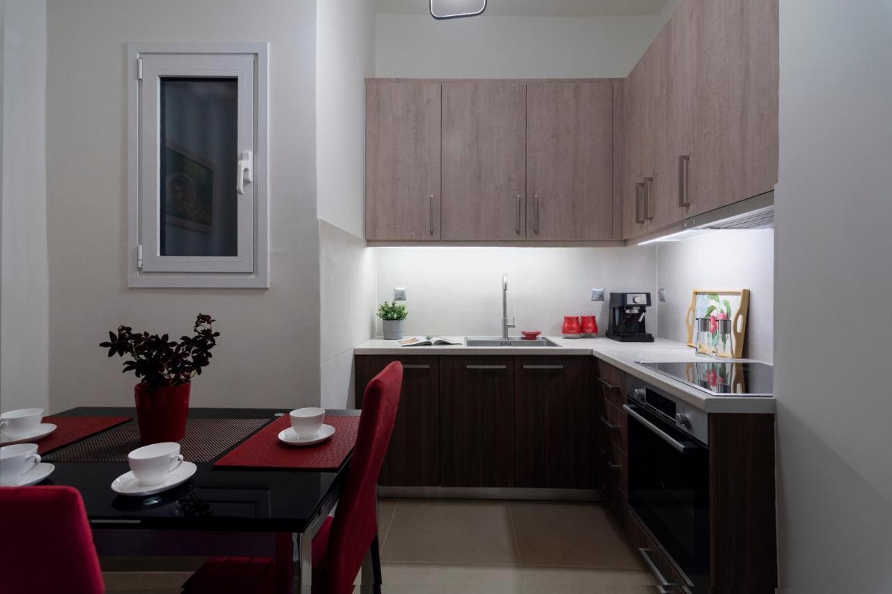 Acropolis View 2Bd Apt Next To Museum & Metro เอเธนส์ ภายนอก รูปภาพ