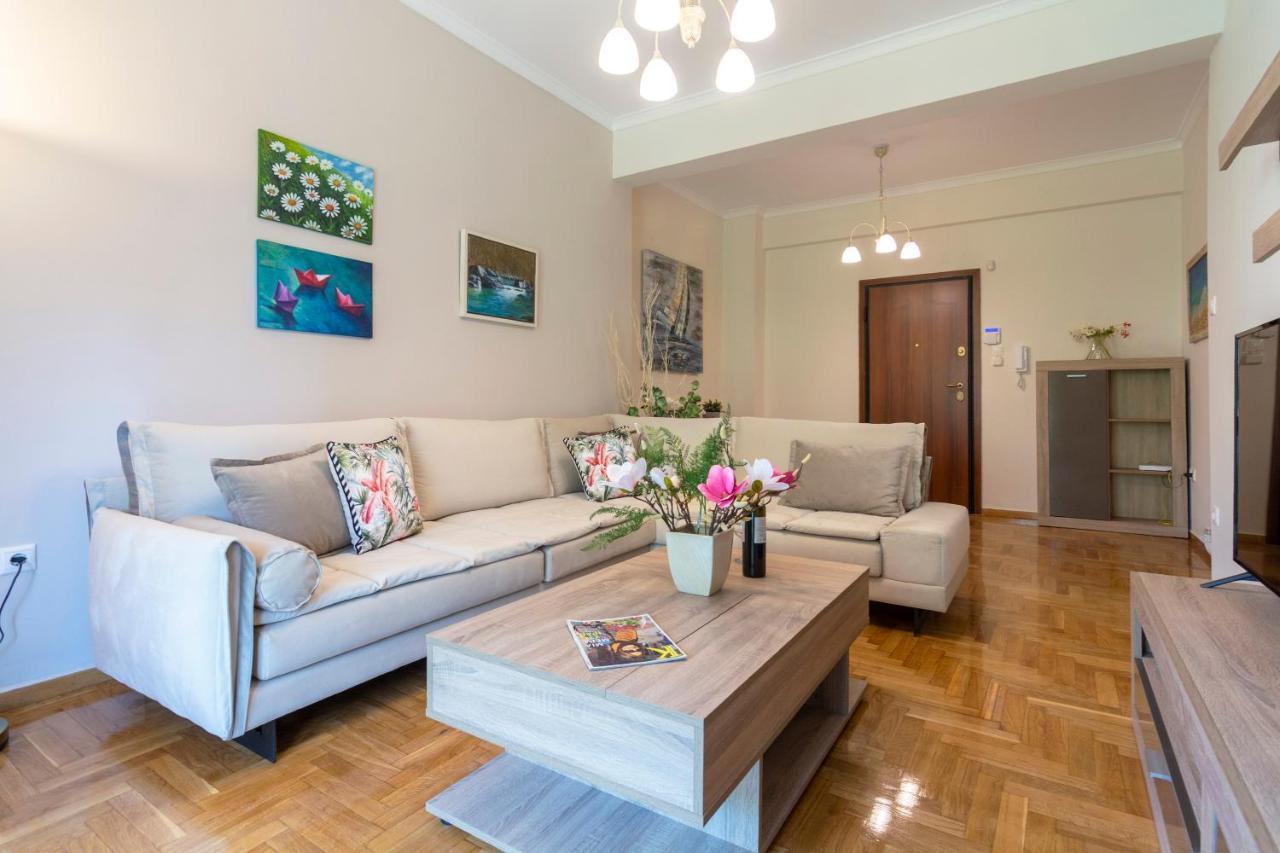 Acropolis View 2Bd Apt Next To Museum & Metro เอเธนส์ ภายนอก รูปภาพ