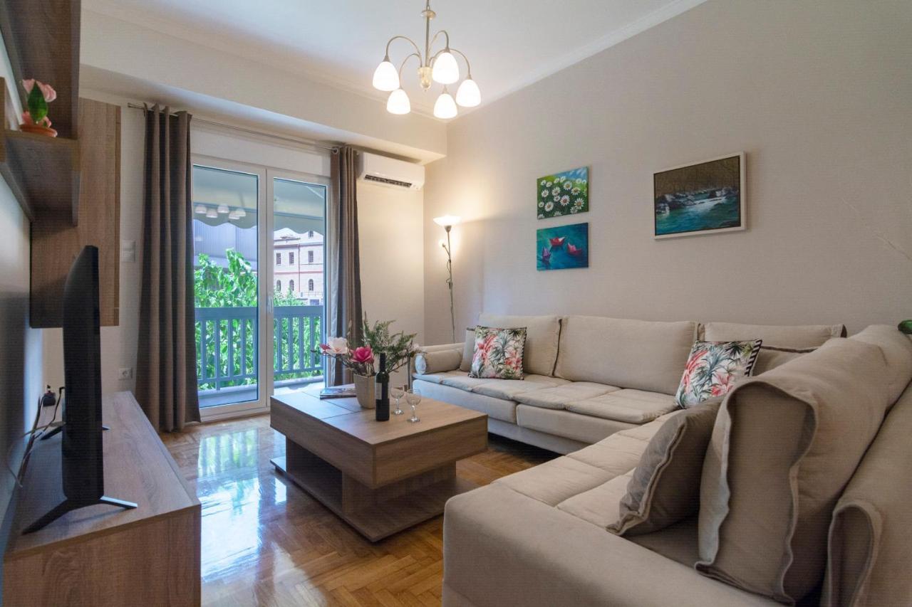 Acropolis View 2Bd Apt Next To Museum & Metro เอเธนส์ ภายนอก รูปภาพ