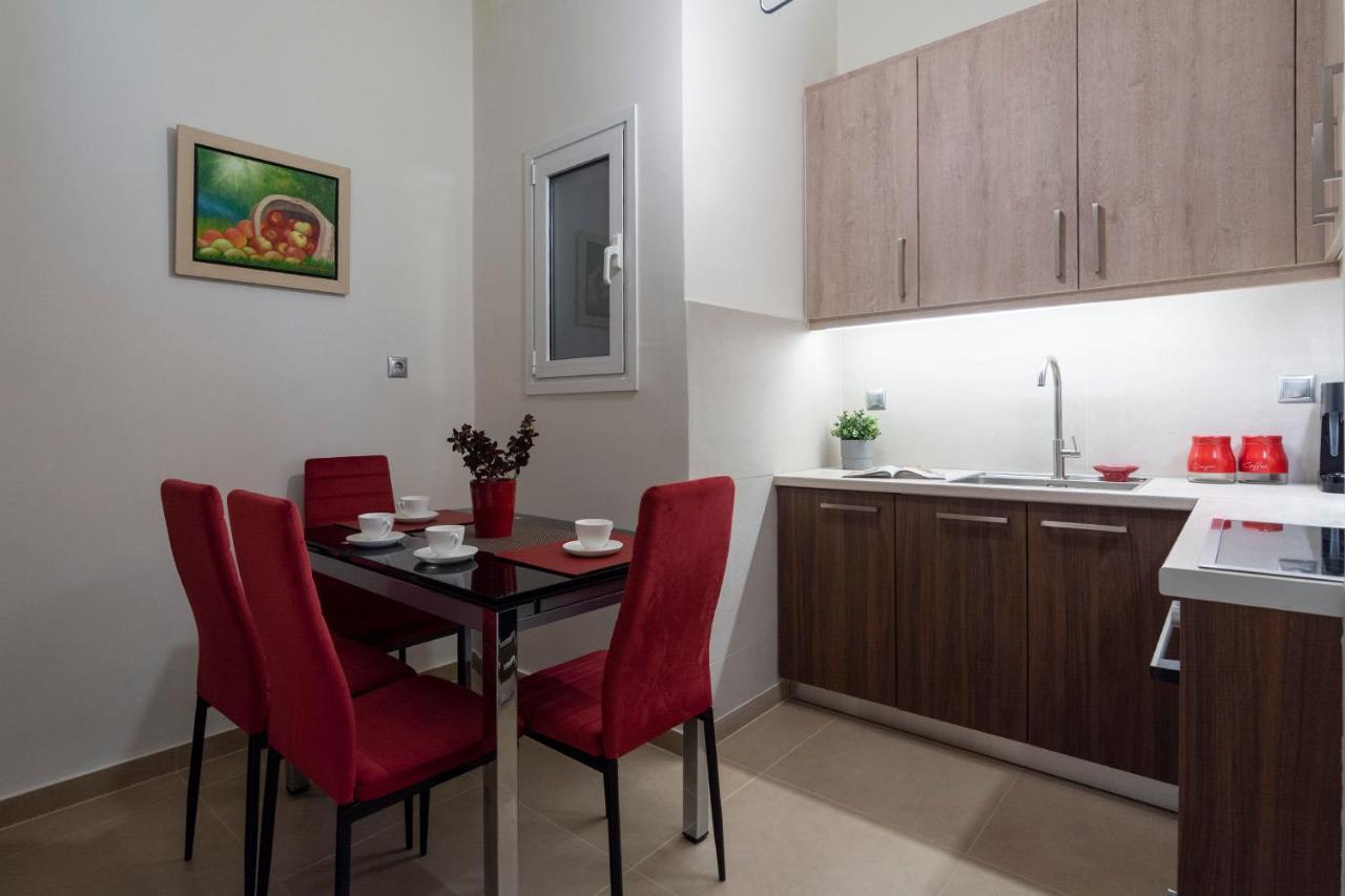 Acropolis View 2Bd Apt Next To Museum & Metro เอเธนส์ ภายนอก รูปภาพ