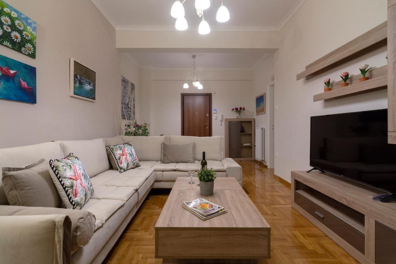 Acropolis View 2Bd Apt Next To Museum & Metro เอเธนส์ ภายนอก รูปภาพ